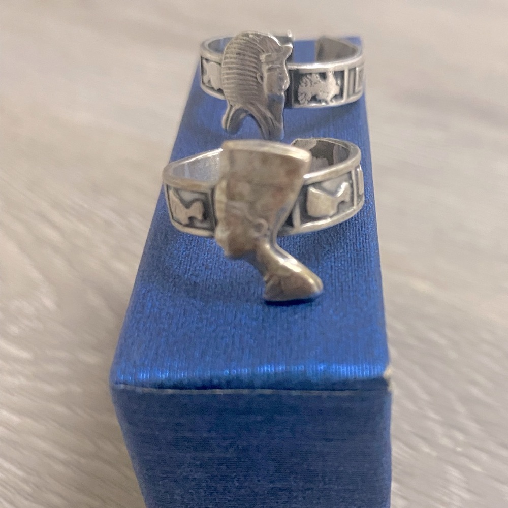 Real silver Nefertiti